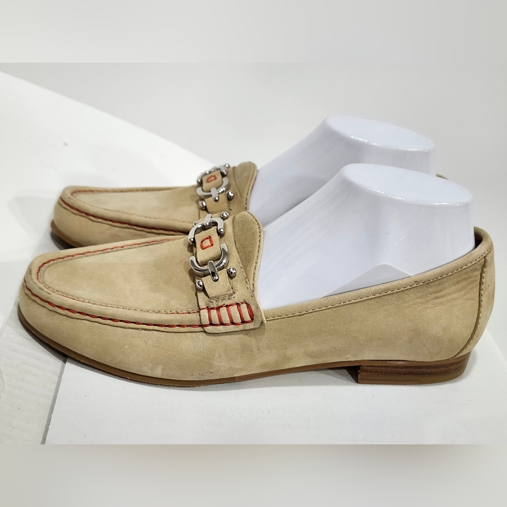 Donald J. Pliner Womens Tan Suede Loafers with Red Stitching Detail Size 9 NWOT